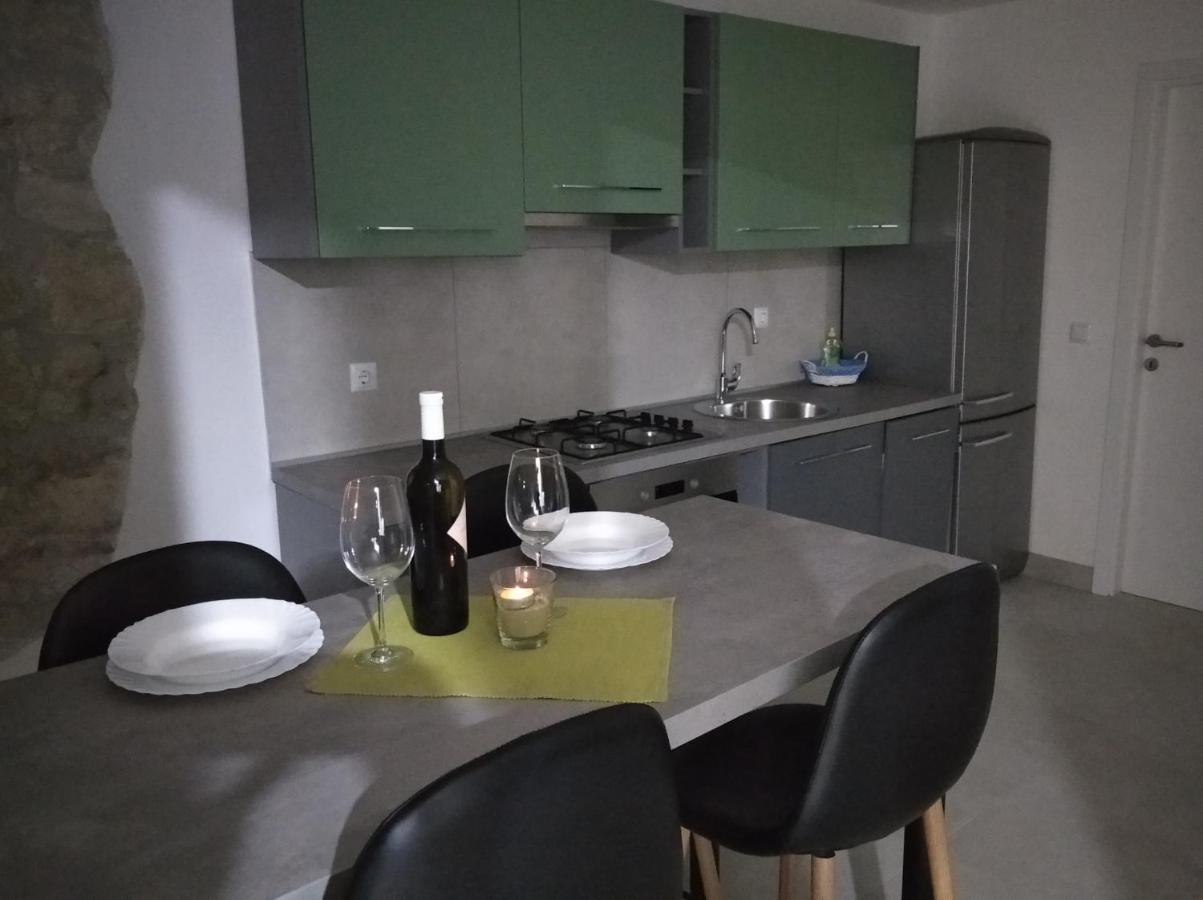 Apartman Lari Vizinada ภายนอก รูปภาพ