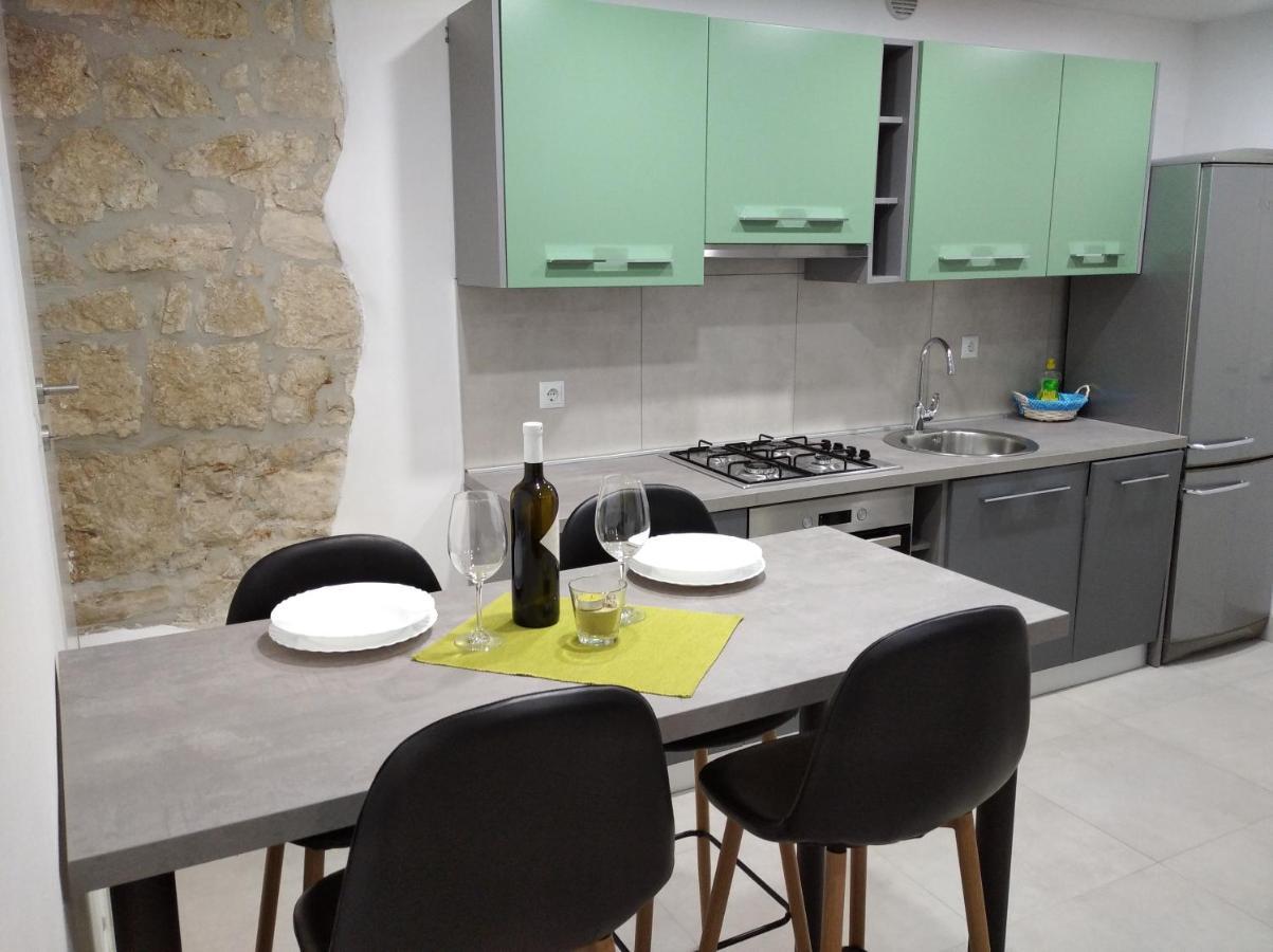 Apartman Lari Vizinada ภายนอก รูปภาพ